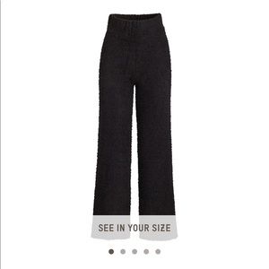 Skims cozy knit pants in onyx